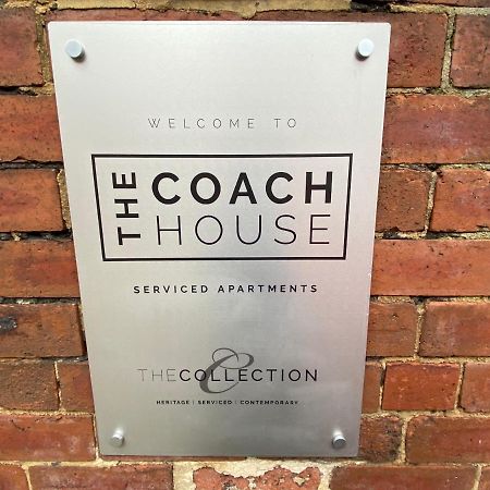 Loft At The Coach House Apartments ลีดส์ ภายนอก รูปภาพ
