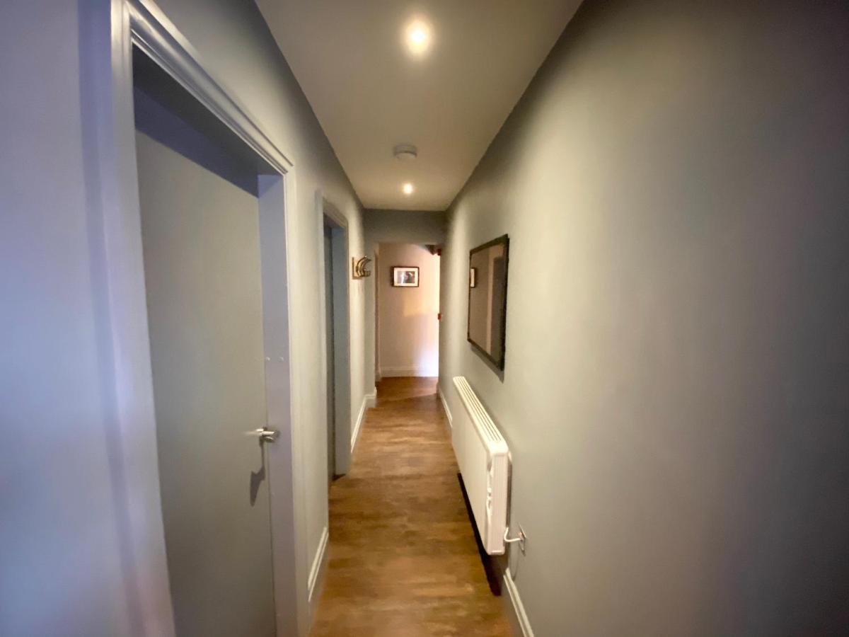 Loft At The Coach House Apartments ลีดส์ ภายนอก รูปภาพ